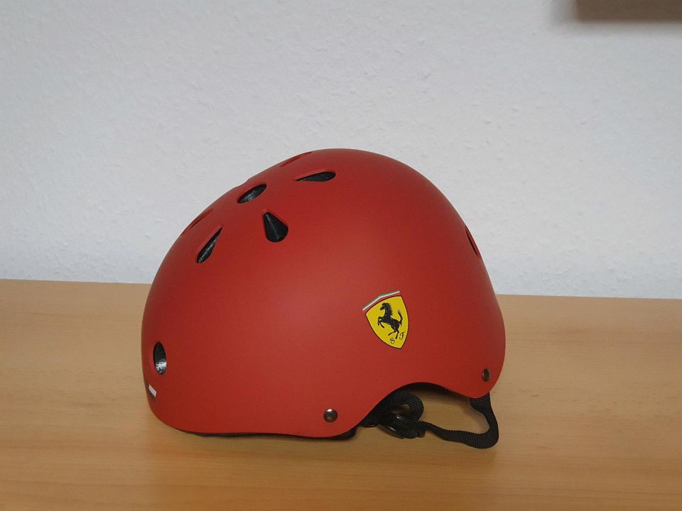 Ferrari Schützer Protektoren Helm KU 52-56 in Bonn