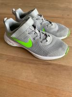 Nike Sportschuhe Größe 35 Nordrhein-Westfalen - Troisdorf Vorschau