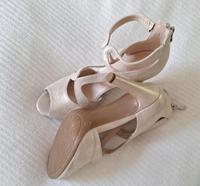 HighHeels glänzend/ creme Gr 40,5 Brandenburg - Potsdam Vorschau