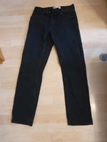 Jeanshose Schwarz Größe 28/32 Loose Fit ungetragen Baden-Württemberg - Waiblingen Vorschau