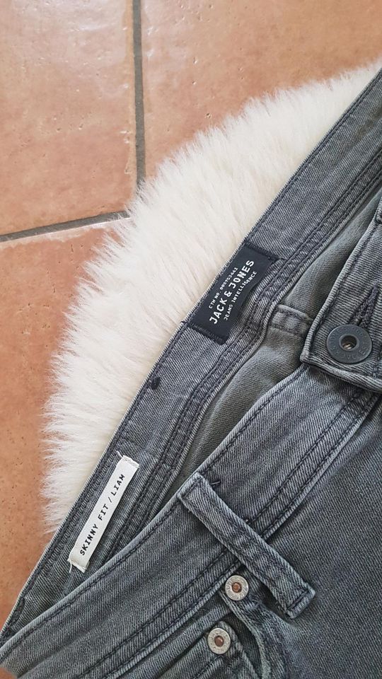 Jack & Jones Herren Jeans Gr 30/34 Skinny Fit Liam #neuwertig# in Schöne Aussicht, Gem Masburg