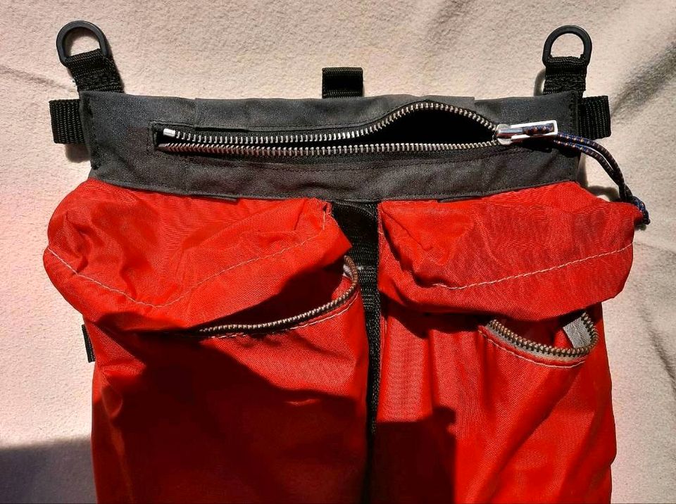 Outdoor | Bergsteiger Rucksack  Upcycling Lederboden | ab € 19,-- in Mainz