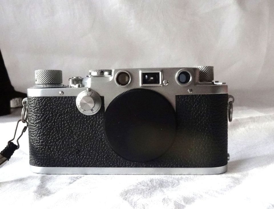 Schraub Sucher Kamera Leitz Leica IIIf D.R.P, 1951 in Hamburg