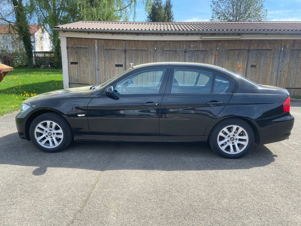 BMW E90 318i ❗️NEUE STEUERKETTE❗️ in Kirchdorf an der Iller