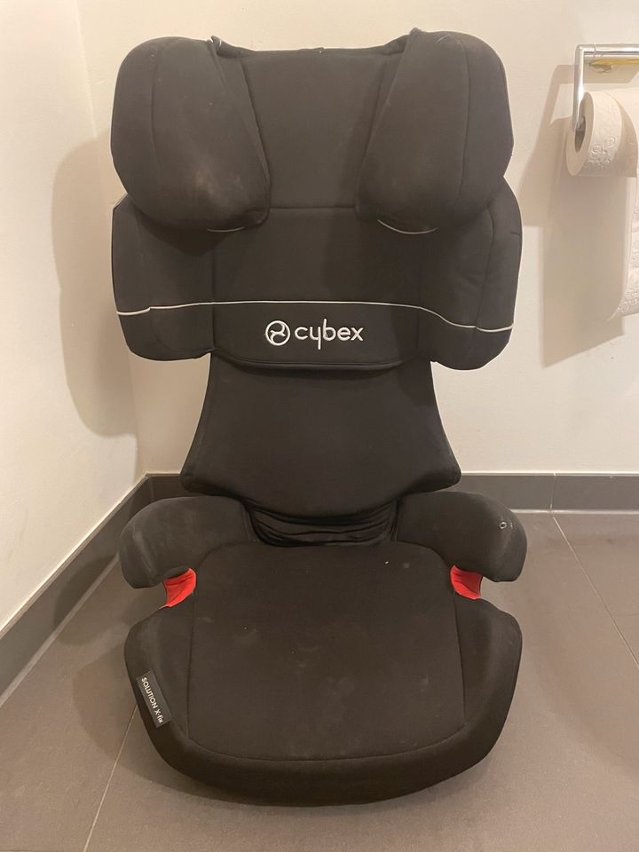 Kindersitz CYBEX X-Fix in München