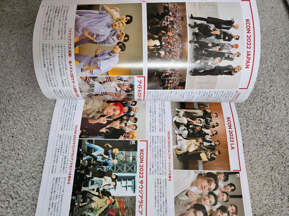 neu Ateez Magazin aus Japan mit Kalender und Pappaufsteller in Dortmund
