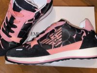 Emporio Armani Sneaker Gr. 31 schwarz pink Schuhe GA ungetragen Bayern - Kitzingen Vorschau