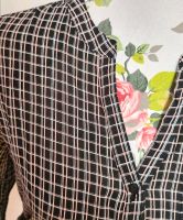 ➕ Top Bluse Gr. 38/40 Shirt Schwarz mit bunten Streifen Viskose ➕ Nürnberg (Mittelfr) - Neuröthenbach Vorschau