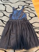 H&M Kleid Größe 134 Hessen - Solms Vorschau