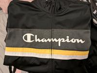 Champion Trainingsjacke neu Adidas Nike Sport Niedersachsen - Oldenburg Vorschau