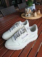 Sneaker/Sportschuh von Reebok in Größe 38.5 Niedersachsen - Vögelsen Vorschau