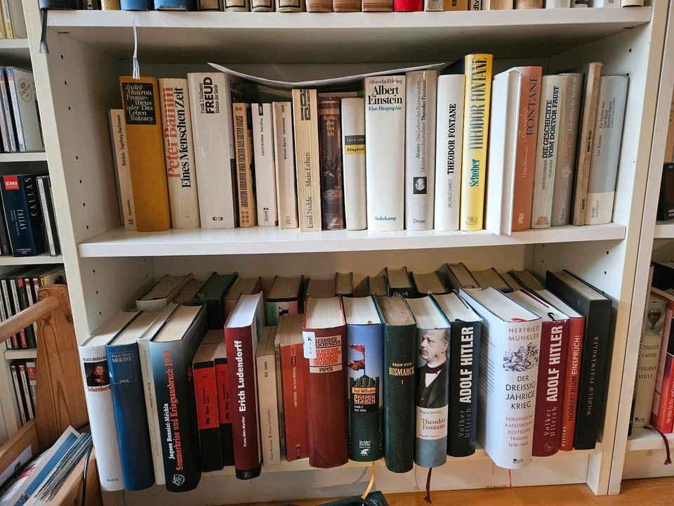 Guterhaltene Bücher zu Verkaufen in Kiel