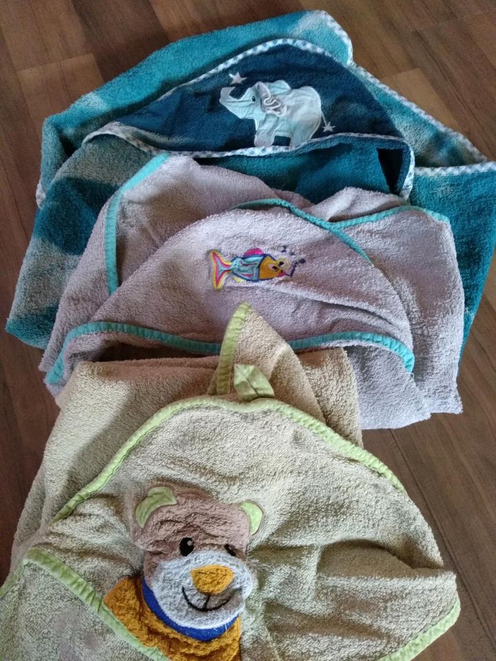 3 Badehandtücher für Babys in Bad Neustadt a.d. Saale
