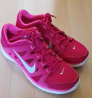 nike damenschuhe Pink Größe 40 Baden-Württemberg - Weikersheim Vorschau