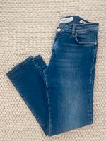 NEU CLOSED jeans women CLOSED Jeans blau 38 Frankfurt am Main - Sachsenhausen Vorschau