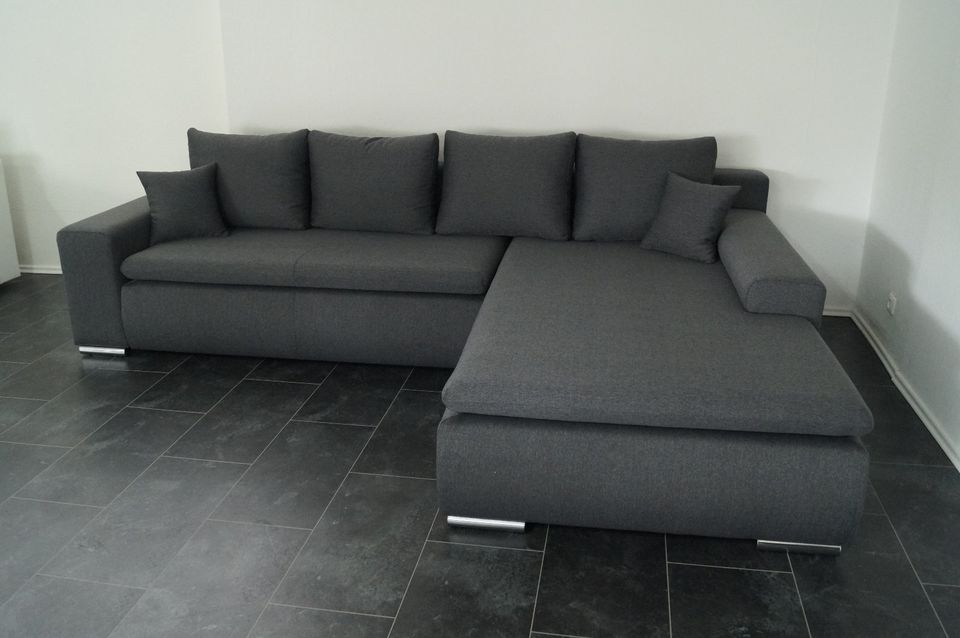 Polstermöbel Lagerverkauf Sofa Couch wohnlandschaft Bettsofa NEU in Elkenroth