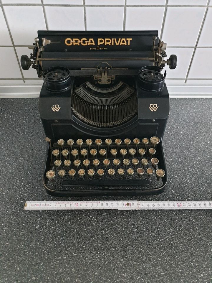 Schreibmaschine ORGA PRIVAT Bingwerke in Ratingen