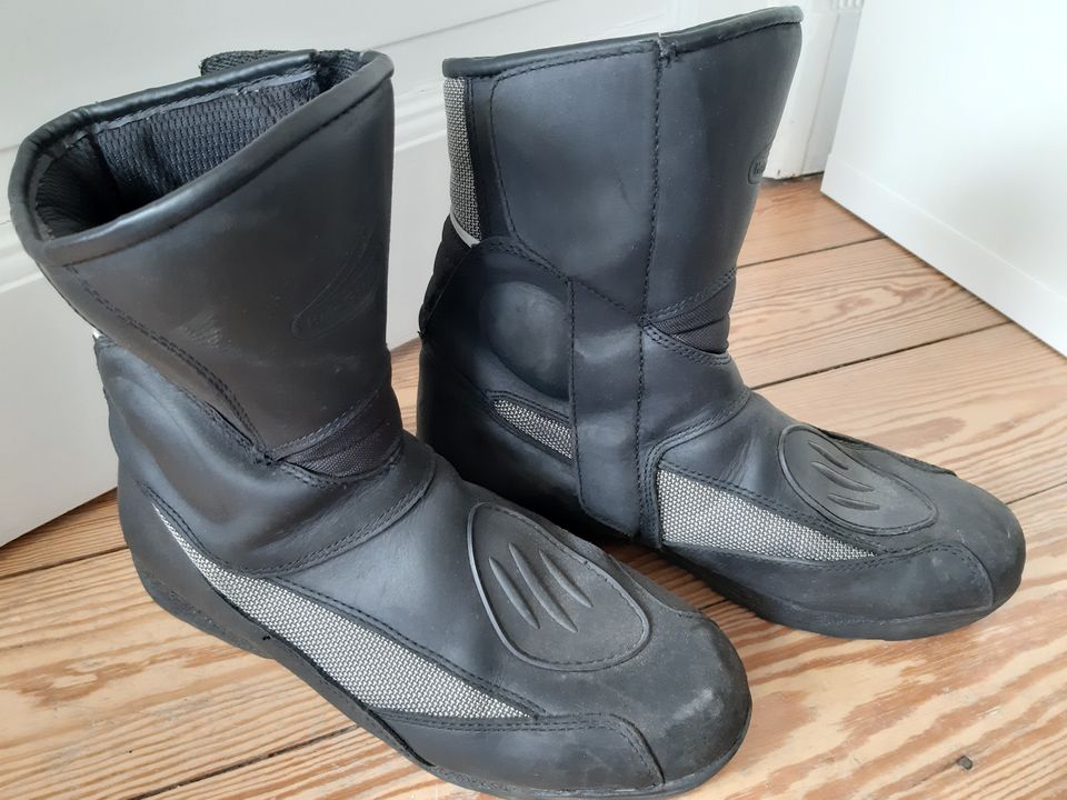 Hein Gericke Motorrad Schuhe, Leder Gr 44 in Lübeck