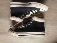 NEU Converse mit Fell Lookalike Gr. 40 Nordrhein-Westfalen - Königswinter Vorschau