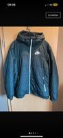Nike Daunenjacke schwarz, Gr. L Sachsen - Lauta Vorschau