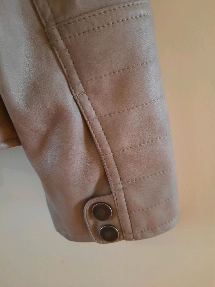 Cecil Kunstleder Jacke Gr.L beige in Monheim am Rhein