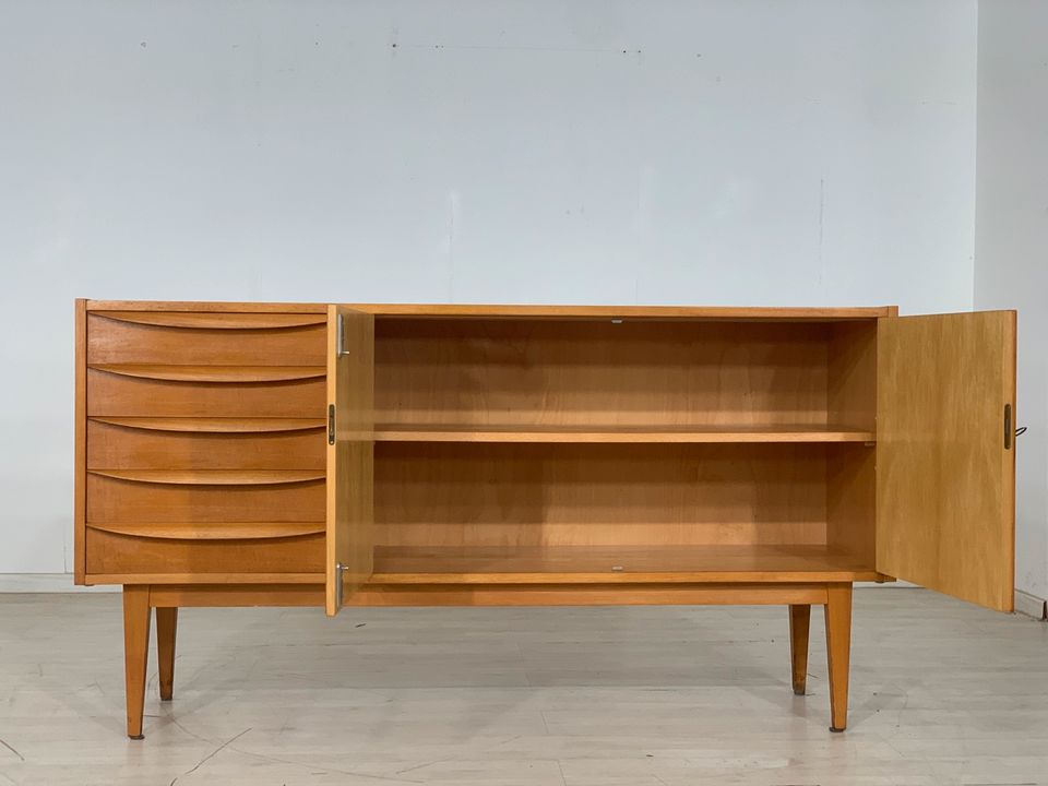 MID CENTURY HELLERAU SIDEBOARD SCHRANK KOMMODE VINTAGE in Berlin