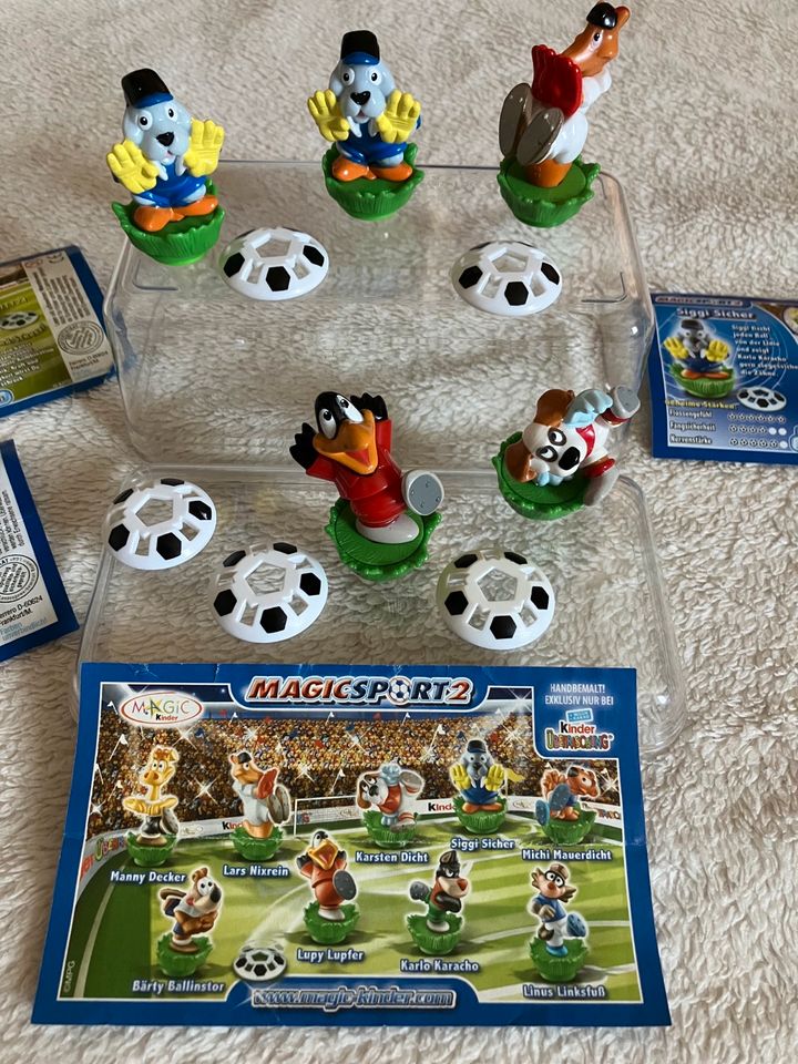 Handbemalte Ü-Ei-Figuren Magic Sport 2 Fußball Kinder Ferrero in Waldkirch