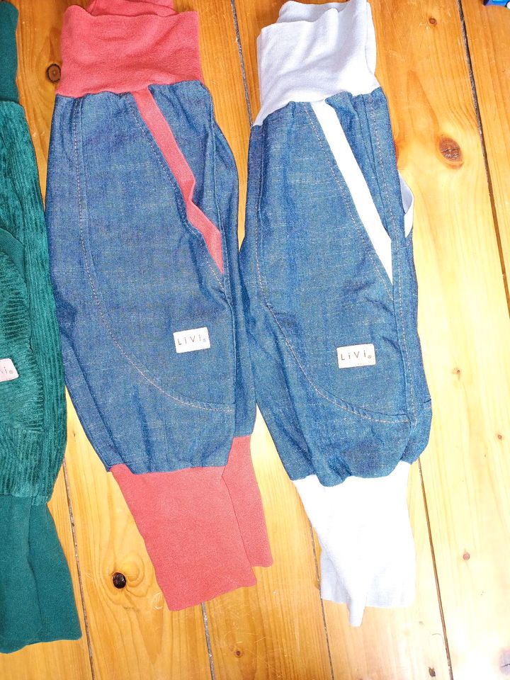 Livi Berlin Hose Größe 80/86 Cord und Jeans in Marl