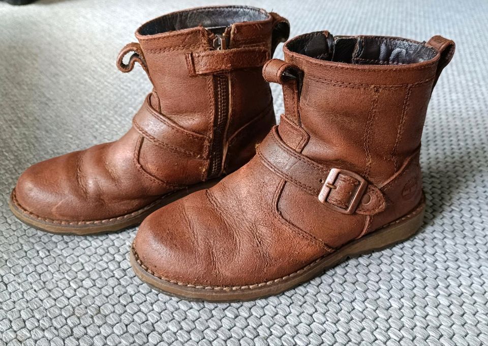 Timberland: coole Leder-Boots / Stiefel, gefüttert, braun, Gr. 32 in Stuttgart