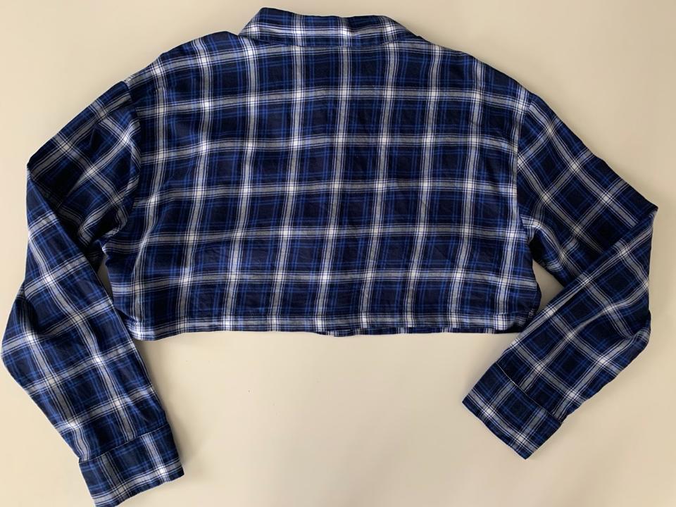 H&M Damen HEMD Hemdbluse Bluse Langarm blau kariert - M in Bühl