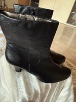 NEUW. „TAMARIS“ ECHTLEDER STIEFELETTEN, GR. 41, SCHWARZ Niedersachsen - Vechelde Vorschau