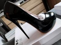 Schwarze Lackleder High Heels gr. 38 Niedersachsen - Stadtoldendorf Vorschau