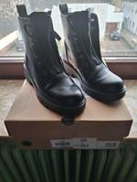 UGG Boots, Gr. 39, schwarz Bayern - Olching Vorschau