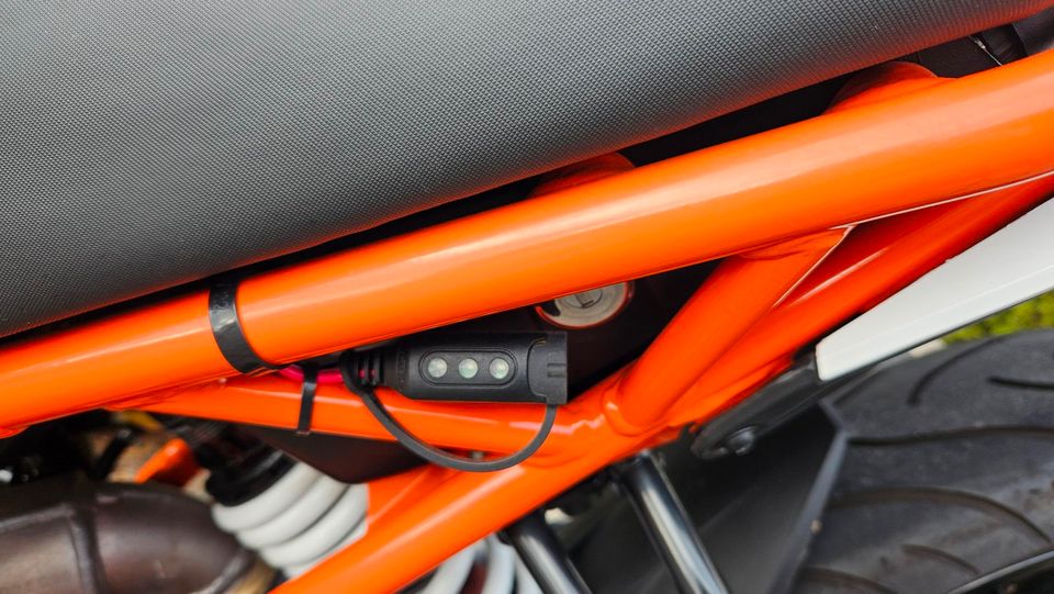 KTM Duke 125 - top Zustand - wenig gefahren - ideal für Anfänger in Nordstemmen