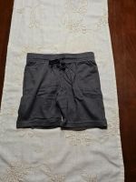 Hose, kurz, Shorts, Gr. 104, H&M, unisex Brandenburg - Bernau Vorschau