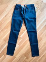 Neue Hugo Boss Jeans 27/32 (36/S), denim blau Frankfurt am Main - Bockenheim Vorschau