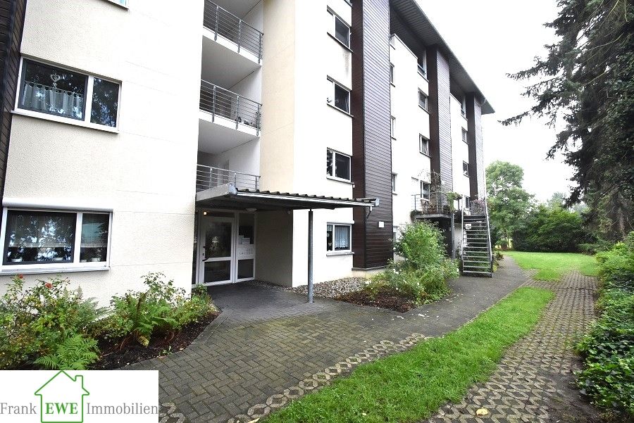 40229 Eller 3 Raum Wohnung mit Dachterrasse , TG Stellplatz