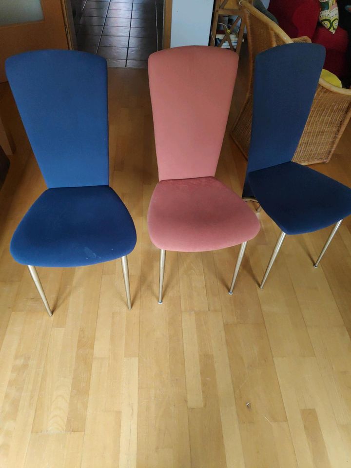 Runder Esstisch (Erweiterbar) + Stühle in Oldenburg