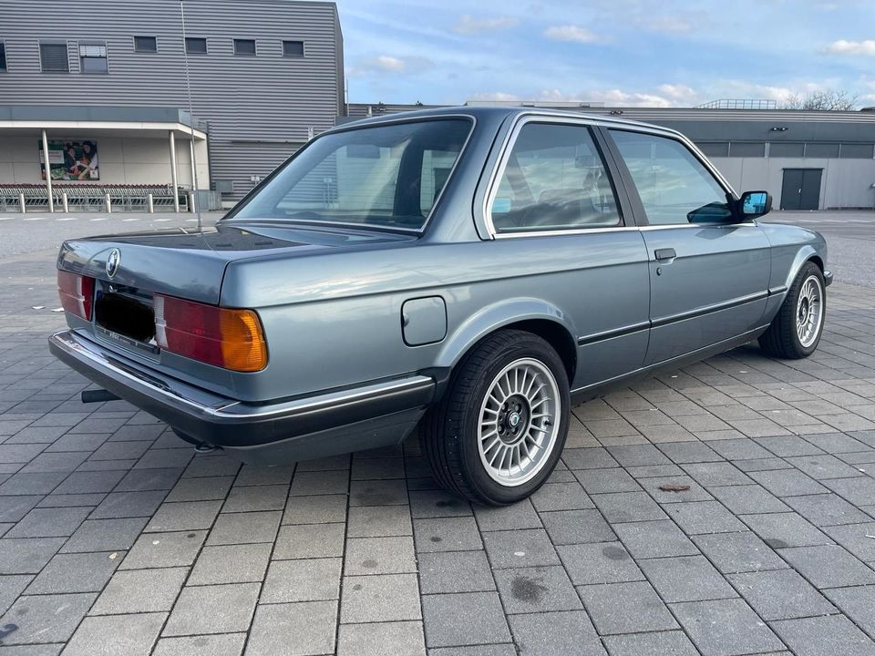 BMW 318 E30 Coupe in Frontenhausen