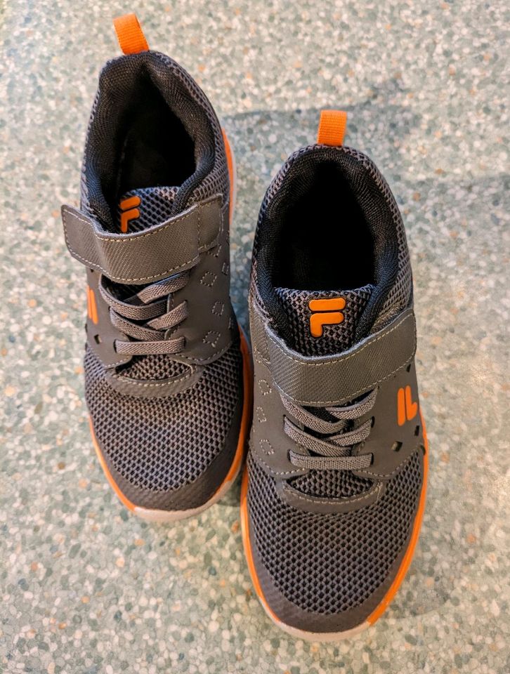 FILA Turnschuhe grau orange 32 in Offenbach