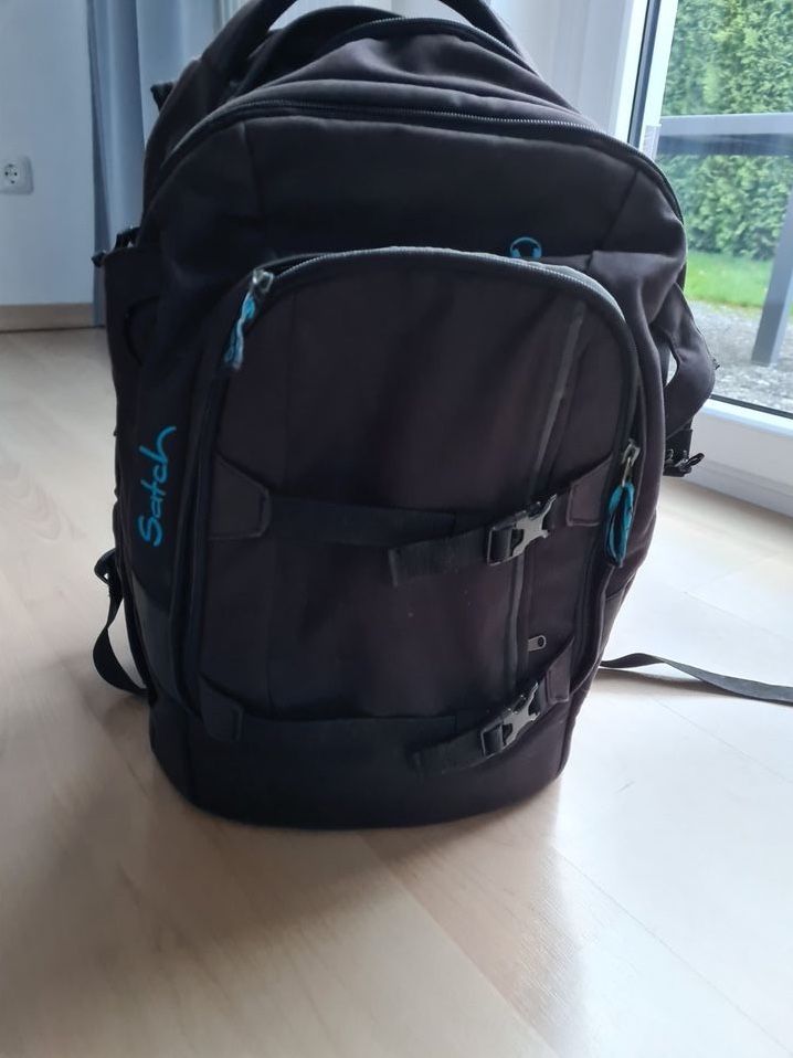 Schulrucksack Satch Pack schwarz in Marburg