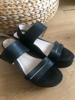 Clark’s Sandalen Gr.41 Schwarz sehr guter Zustand Nordrhein-Westfalen - Euskirchen Vorschau