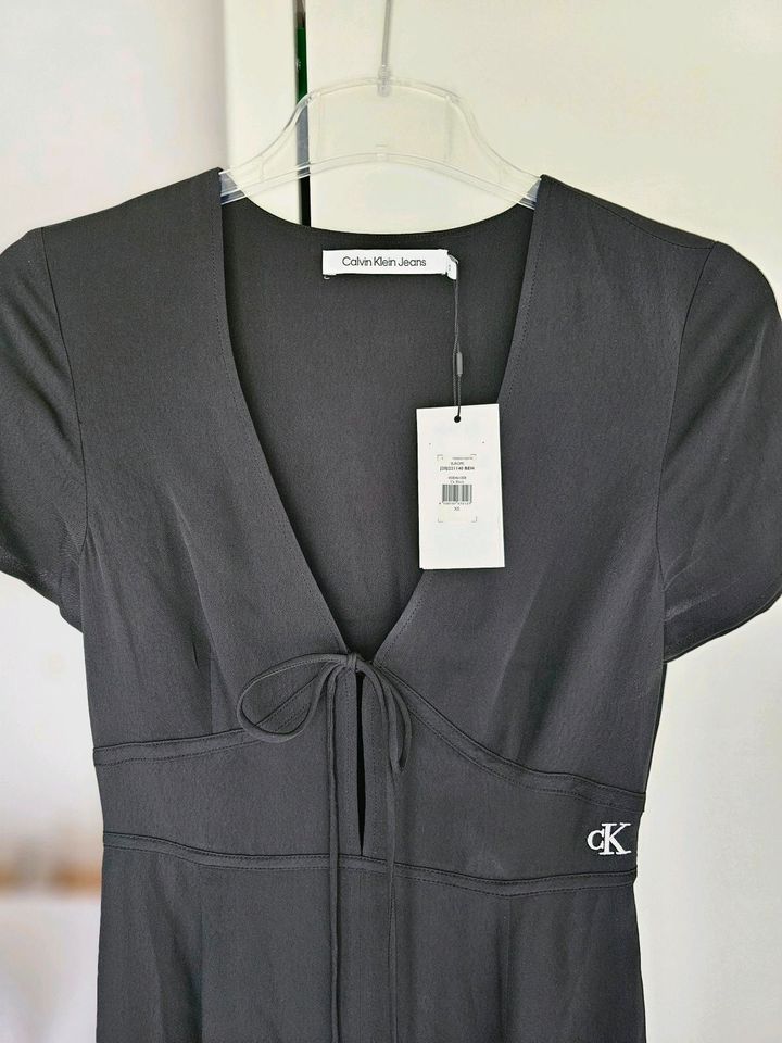 Kleid Calvin Klein Jeans,  Gr. XS, NEU mit Etikett in Passau