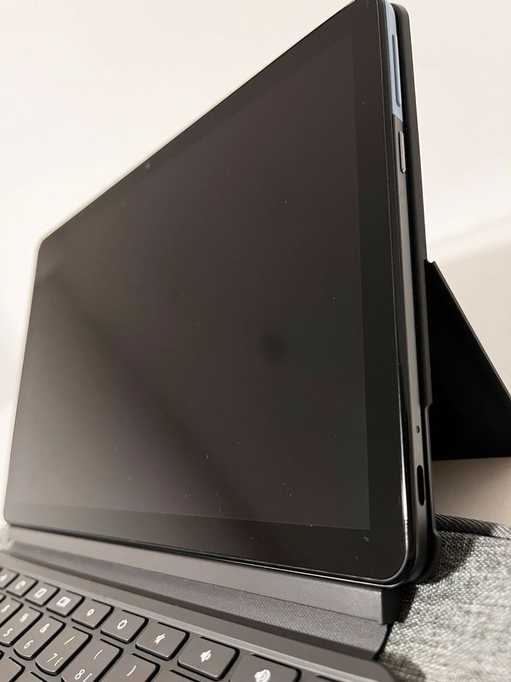 LENOVO IdeaPad Duet Chromebook inkl. Tasche, Funkmaus in Wolfsburg