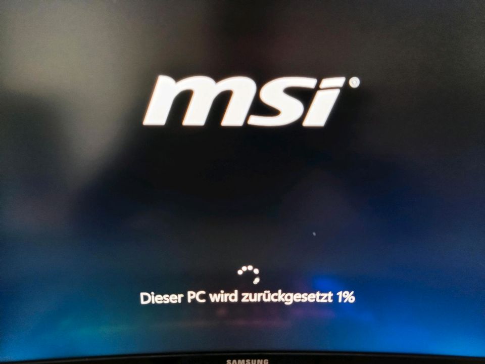PC guter Zustand Windows 10 Pro, 16 GB RAM, AMD A10 in Westoverledingen
