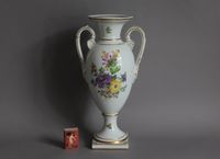 Potschappel Dresden Gr Amphore Henkel Vase Blumenbouquet H 35,5cm Frankfurt am Main - Ostend Vorschau