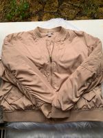 H&M Bomberjacke Jacke Satinoptik Satin beige Gr. 52 Saarbrücken-Dudweiler - Dudweiler Vorschau