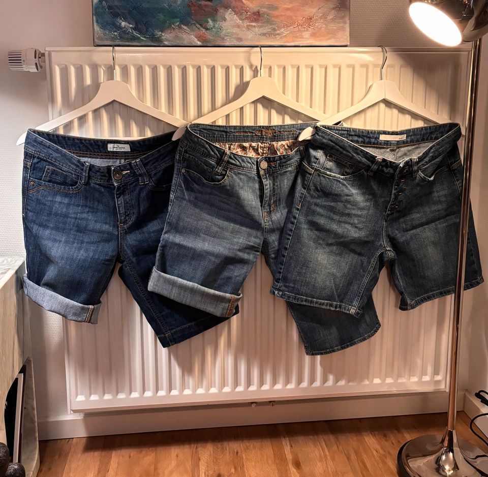 3 tlg. Jeans Shorts oui 38 s.Oliver 38 Tom Tailor W29 in Friedberg (Hessen)