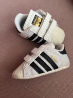 Adidas Superstar Baby Schuhe Gr. 17 Bayern - Valley Vorschau