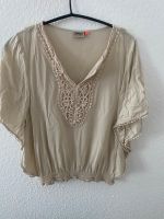 Beige Bluse mit Bestickung und Fledermausärmeln Berlin - Spandau Vorschau